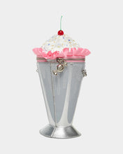 Kitsch Shake It Up Crossbody Bag in Silver