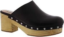 Brooklyn-1 Platform Clogs in Black