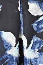 Textured Woven Floral Pleat Skirt in Black