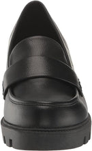 Neeka Lug Loafers in Black