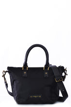 Arielle D Satchel