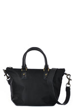Arielle D Satchel