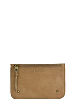 Kiwi Double Dyed Pouch in Caramel